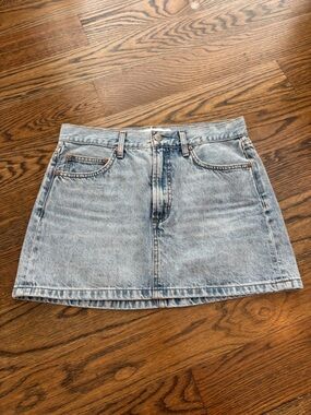 Aritzia Denim Forum The ‘90s Ricci Denim Skirt